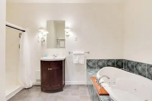 Hotel Aberdeen Montreal